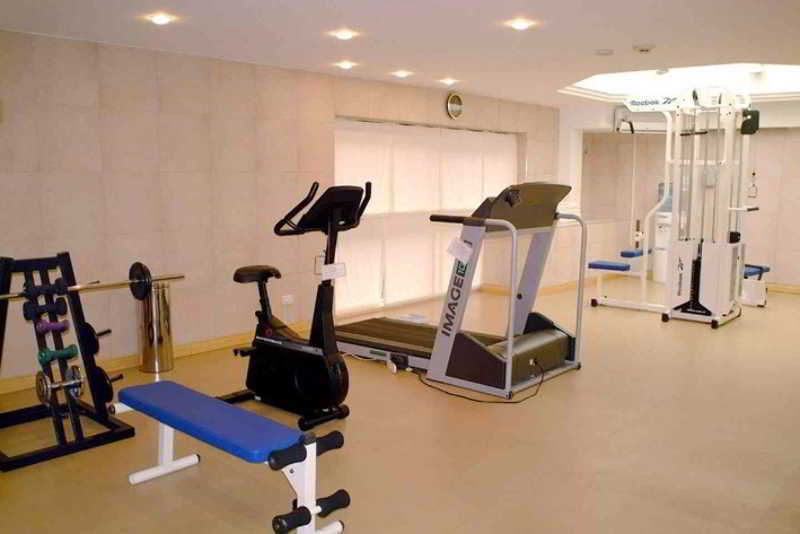 Hotel Abasto 4*